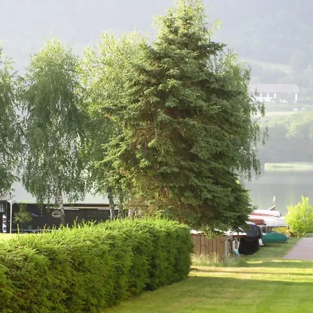 Ossiacher Apartment: Lakefront Access With Heated Pool Apartment