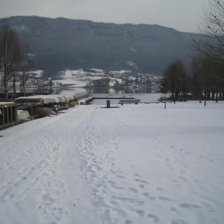 Ossiacher Apartment: Lakefront Access With Heated Pool Bodensdorf
